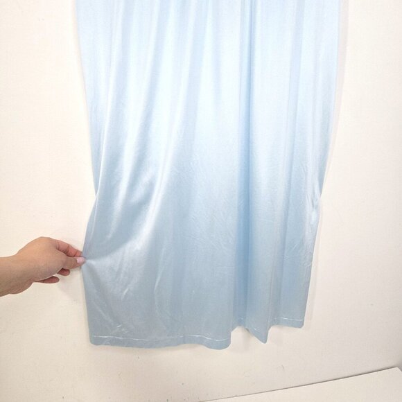 VTG Vanity Fair Light Blue Romantic Lace Nylon Satin Flutter Sleeve Nightgown - Picture 3 of 7